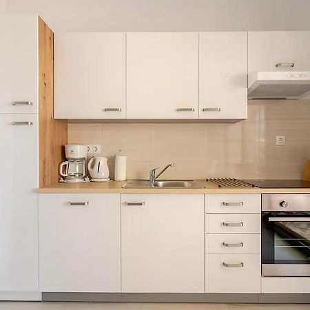 Apartments Maras Пореч Екстер'єр фото