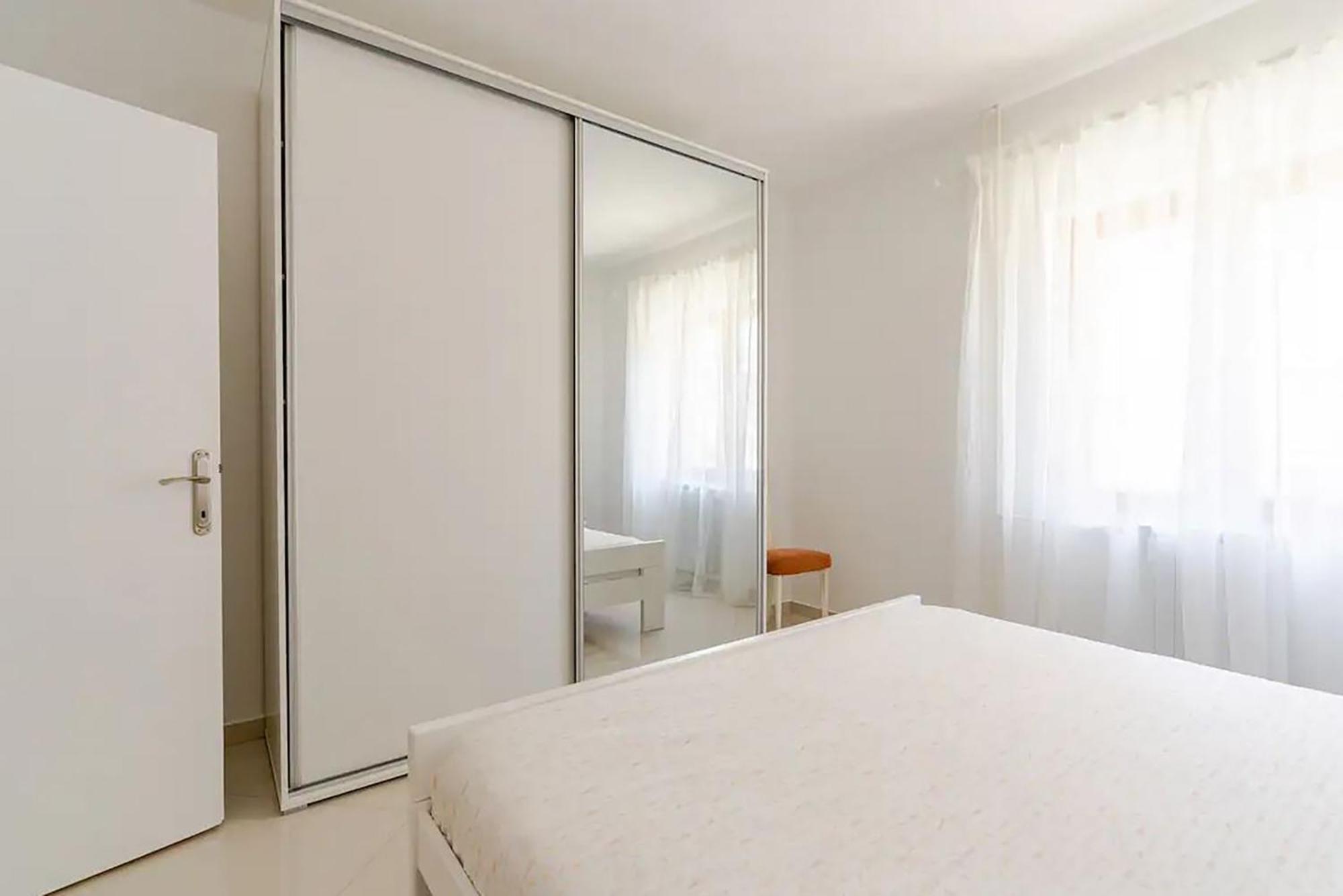 Apartments Maras Пореч Екстер'єр фото